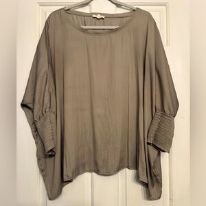 Elegant Sage Green Women's Top